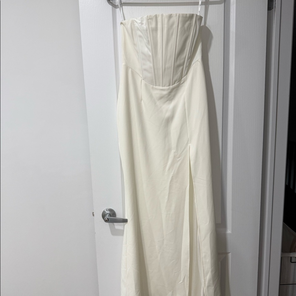 Club L London white corset dress